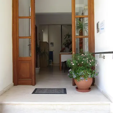 Michael 아파트 레팀노